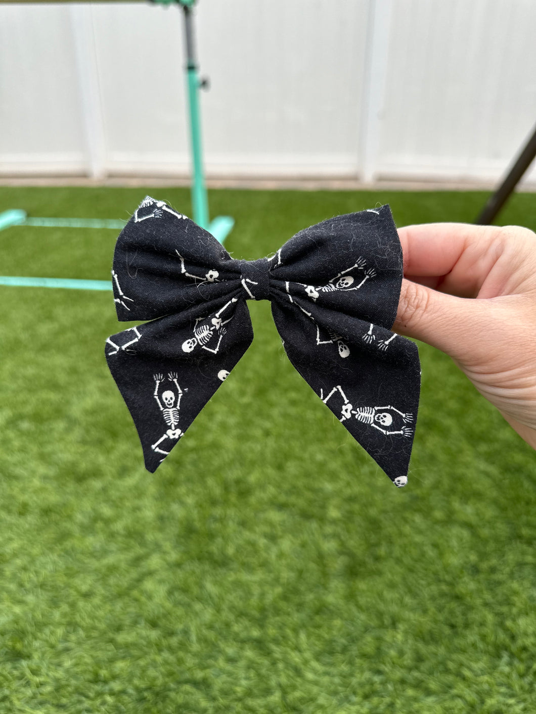 Skeleton Sailor Bow